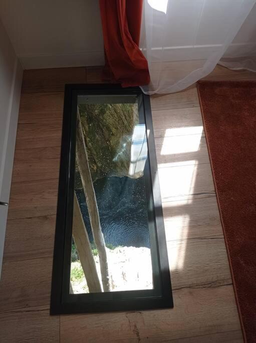Maison Suspendue Avec Jacuzzi Privatif Pont-en-Royans Exteriér fotografie