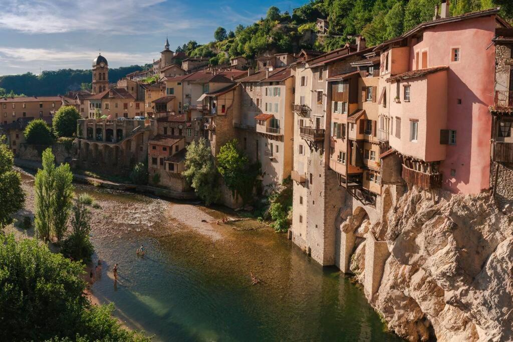 Maison Suspendue Avec Jacuzzi Privatif Pont-en-Royans Exteriér fotografie