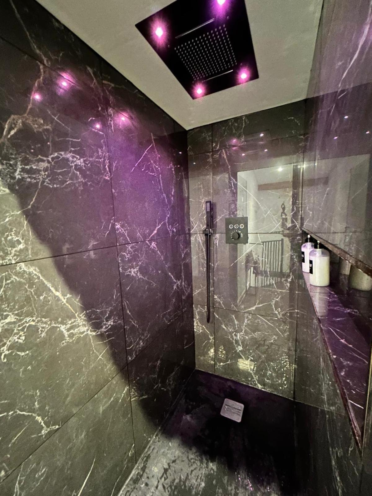 Maison Suspendue Avec Jacuzzi Privatif Pont-en-Royans Exteriér fotografie